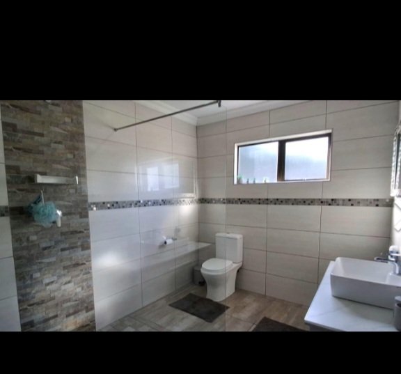 3 Bedroom Property for Sale in Amalinda North Eastern Cape